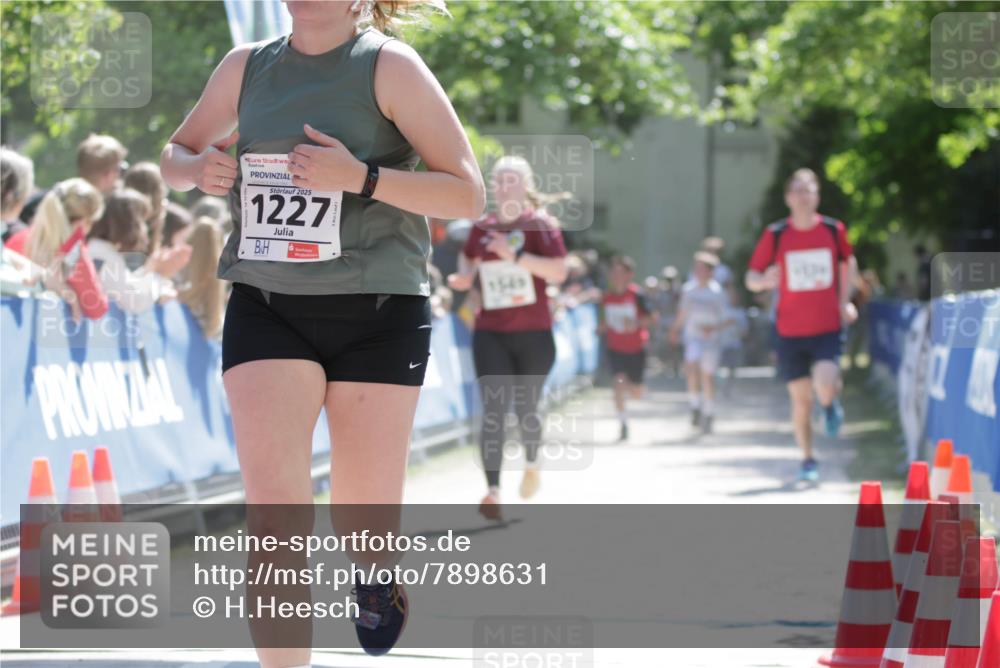 17.05.2025 - Störlauf H.Heesch http://msf.ph/oto/7898631 17.05.2025 14:44:34 Ziel 2025, 1227, 1549 meine-sportfotos.de