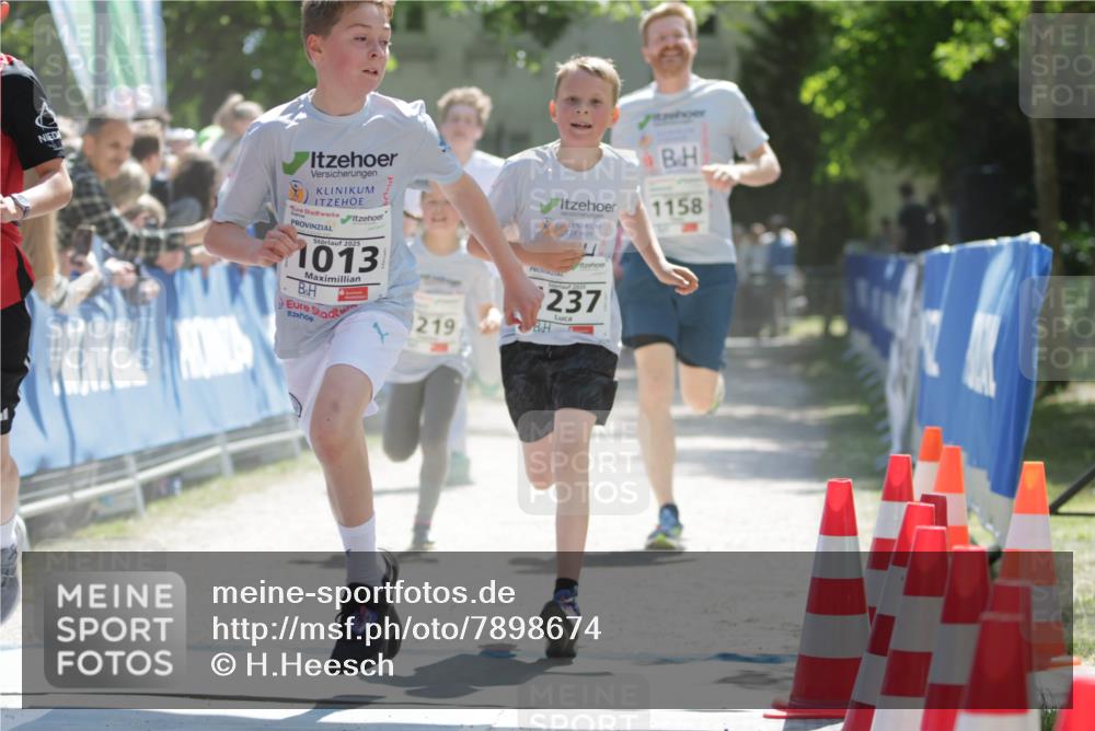 17.05.2025 - Störlauf H.Heesch http://msf.ph/oto/7898674 17.05.2025 14:44:39 Ziel 2025, 1013, 219, 1158, 2025, 237 meine-sportfotos.de