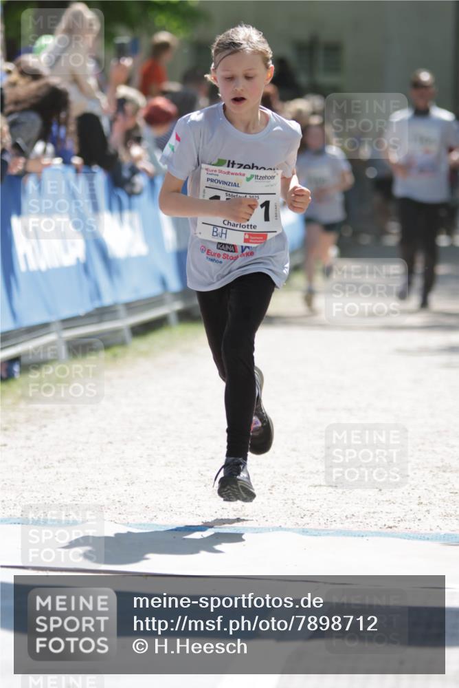 17.05.2025 - Störlauf H.Heesch http://msf.ph/oto/7898712 17.05.2025 14:44:51 Ziel 2025, 1 meine-sportfotos.de