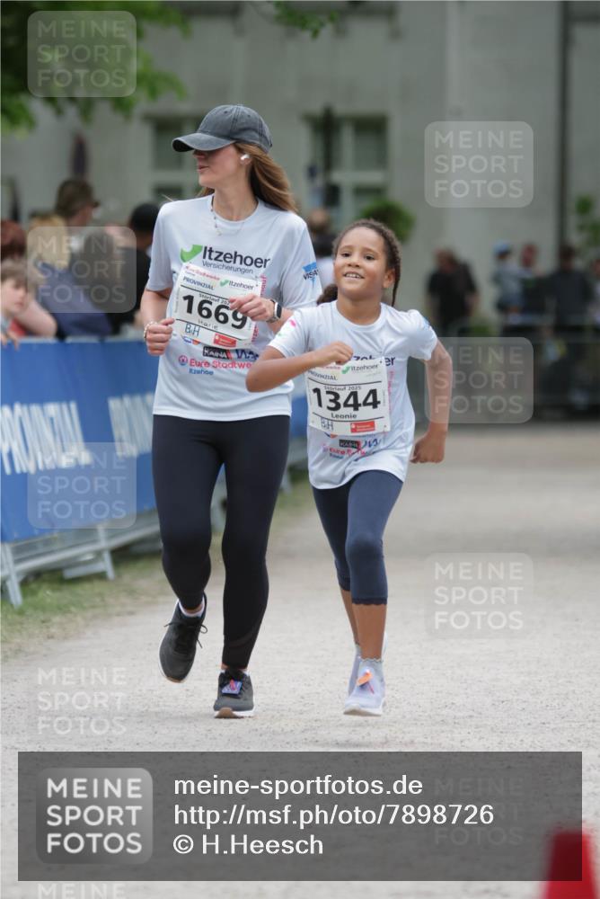 17.05.2025 - Störlauf H.Heesch http://msf.ph/oto/7898726 17.05.2025 14:59:59 Ziel 202, 1669, 2025, 1344 meine-sportfotos.de
