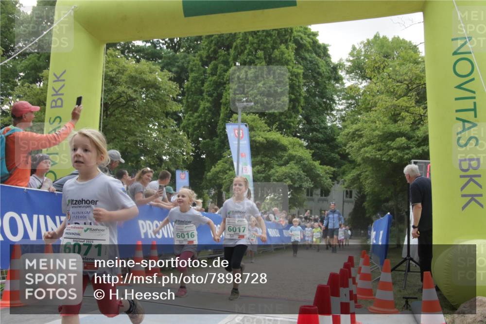 17.05.2025 - Störlauf H.Heesch http://msf.ph/oto/7898728 17.05.2025 13:17:35 Ziel 2025, 6071, 6016, 6017 meine-sportfotos.de