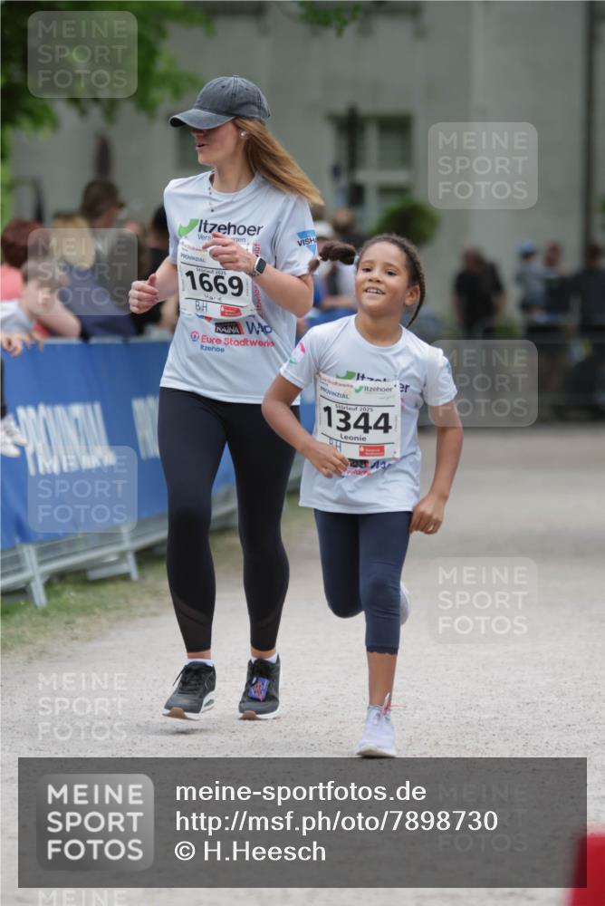 17.05.2025 - Störlauf H.Heesch http://msf.ph/oto/7898730 17.05.2025 15:00:00 Ziel 41, 2025, 1669, 2025, 1344, 14 meine-sportfotos.de