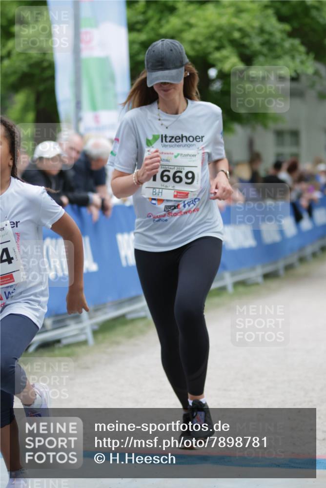 17.05.2025 - Störlauf H.Heesch http://msf.ph/oto/7898781 17.05.2025 15:00:02 Ziel 4, 2025, 1669 meine-sportfotos.de