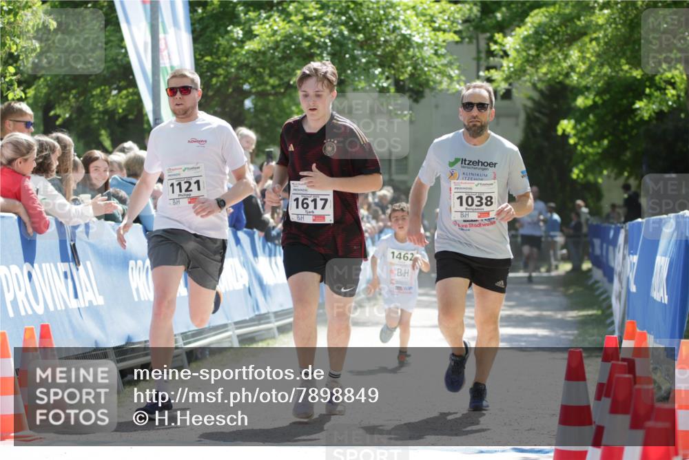 17.05.2025 - Störlauf H.Heesch http://msf.ph/oto/7898849 17.05.2025 14:45:11 Ziel 1121, 202, 1617, 1462, 2025, 1038 meine-sportfotos.de