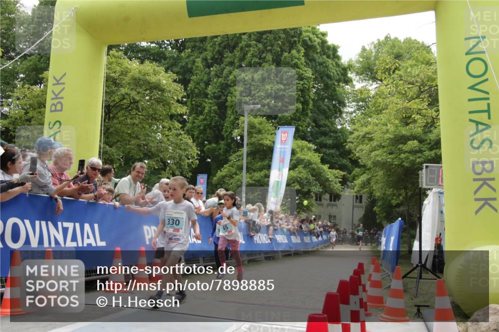 17.05.2025 - Störlauf H.Heesch http://msf.ph/oto/7898885 17.05.2025 13:40:24 Ziel 30, 330, 3 meine-sportfotos.de