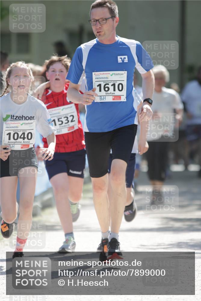 17.05.2025 - Störlauf H.Heesch http://msf.ph/oto/7899000 17.05.2025 14:45:36 Ziel 2025, 1040, 3, 2025, 1532, 2025, 1610 meine-sportfotos.de