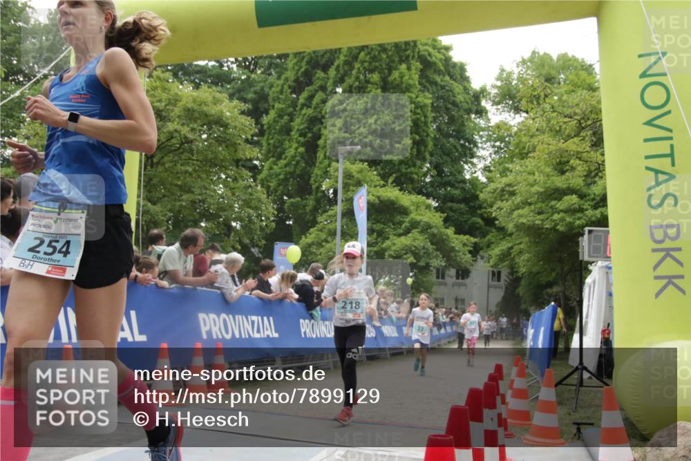 17.05.2025 - Störlauf H.Heesch http://msf.ph/oto/7899129 17.05.2025 13:43:33 Ziel 2025, 254, 218 meine-sportfotos.de