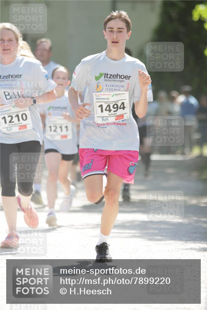 17.05.2025 - Störlauf H.Heesch http://msf.ph/oto/7899220 17.05.2025 14:46:27 Ziel 2025, 1210, 1211, 2025, 1494 meine-sportfotos.de