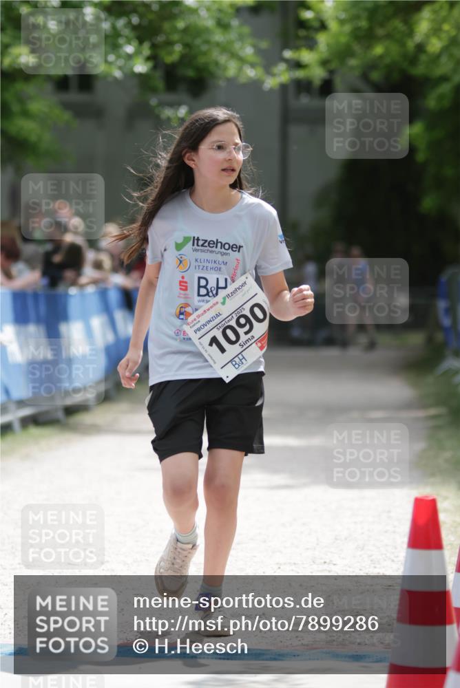 17.05.2025 - Störlauf H.Heesch http://msf.ph/oto/7899286 17.05.2025 15:04:14 Ziel 1090 meine-sportfotos.de