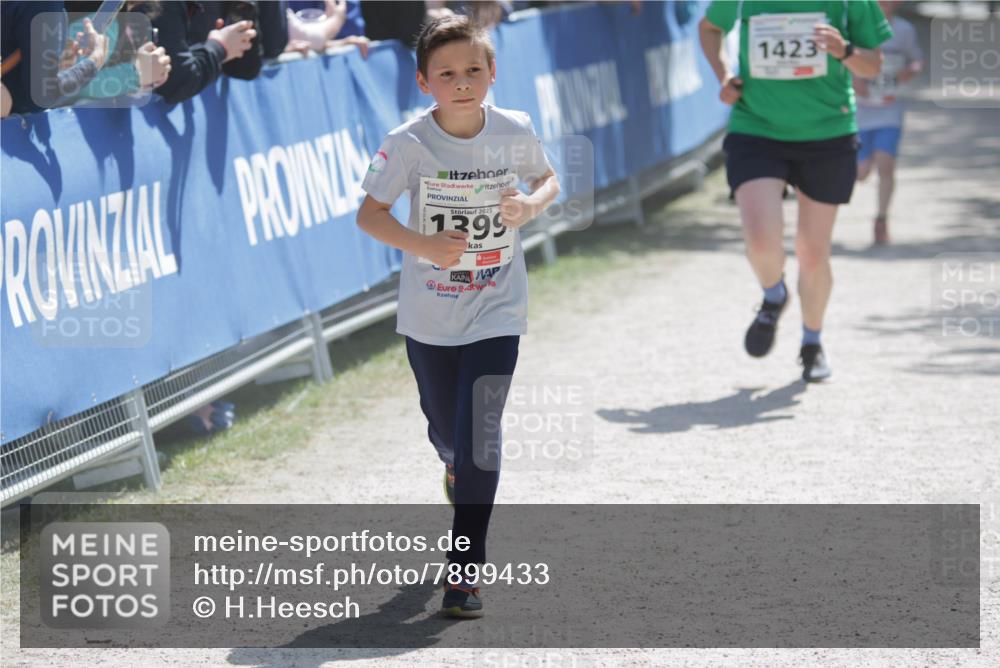 17.05.2025 - Störlauf H.Heesch http://msf.ph/oto/7899433 17.05.2025 14:46:57 Ziel 2025, 1399, 1423 meine-sportfotos.de