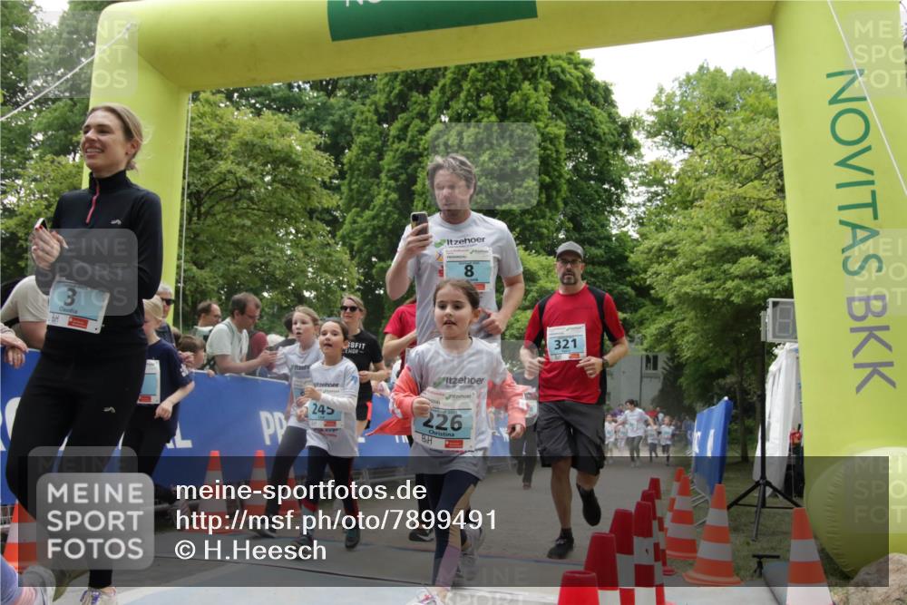 17.05.2025 - Störlauf H.Heesch http://msf.ph/oto/7899491 17.05.2025 13:45:15 Ziel 226, 321 meine-sportfotos.de