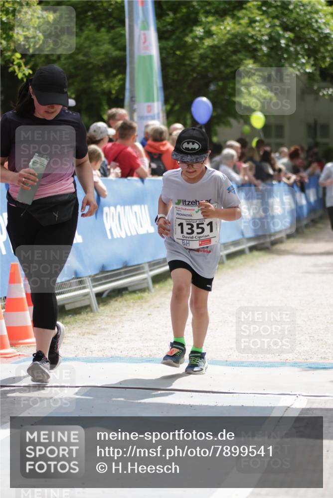 17.05.2025 - Störlauf H.Heesch http://msf.ph/oto/7899541 17.05.2025 15:05:35 Ziel 2025, 1351 meine-sportfotos.de