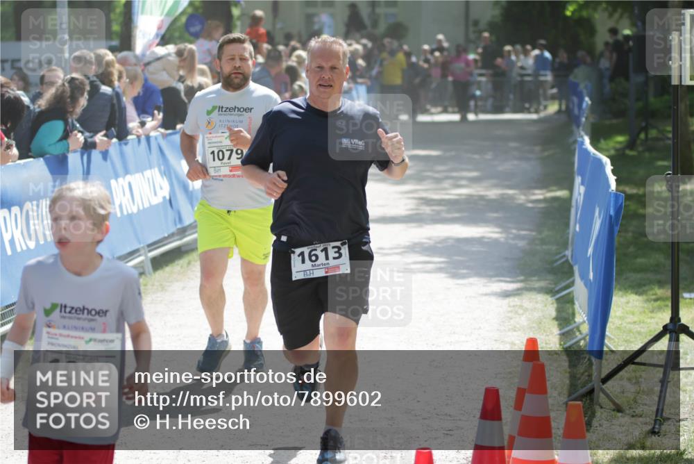 17.05.2025 - Störlauf H.Heesch http://msf.ph/oto/7899602 17.05.2025 14:47:15 Ziel 1079, 1080, 1613 meine-sportfotos.de