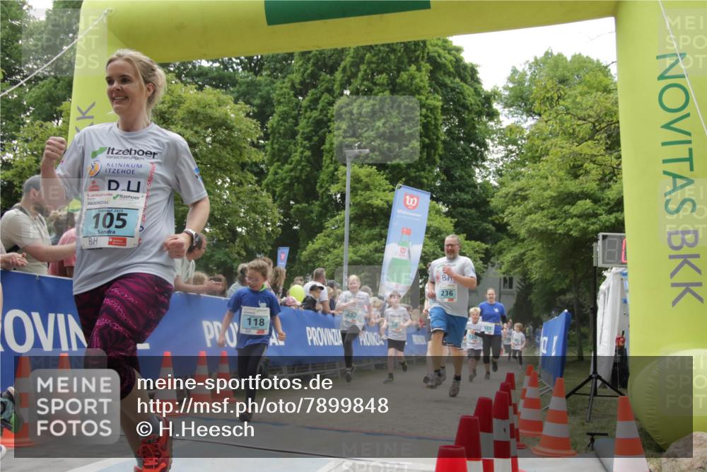 17.05.2025 - Störlauf H.Heesch http://msf.ph/oto/7899848 17.05.2025 13:46:14 Ziel 2025, 105, 509, 118, 236, 107 meine-sportfotos.de