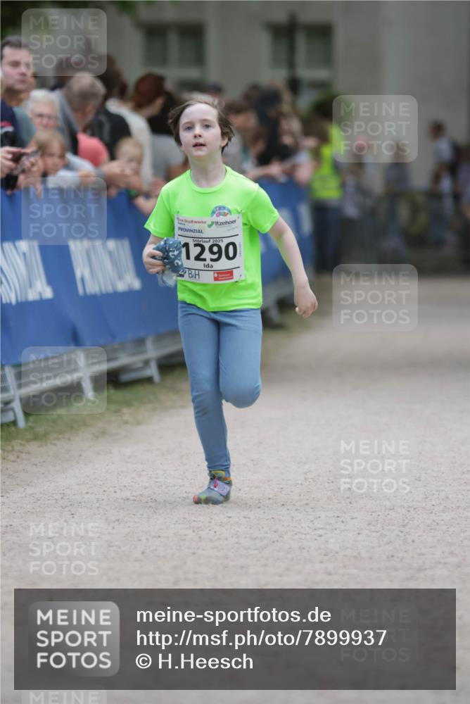 17.05.2025 - Störlauf H.Heesch http://msf.ph/oto/7899937 17.05.2025 15:17:58 Ziel 2025, 1290 meine-sportfotos.de