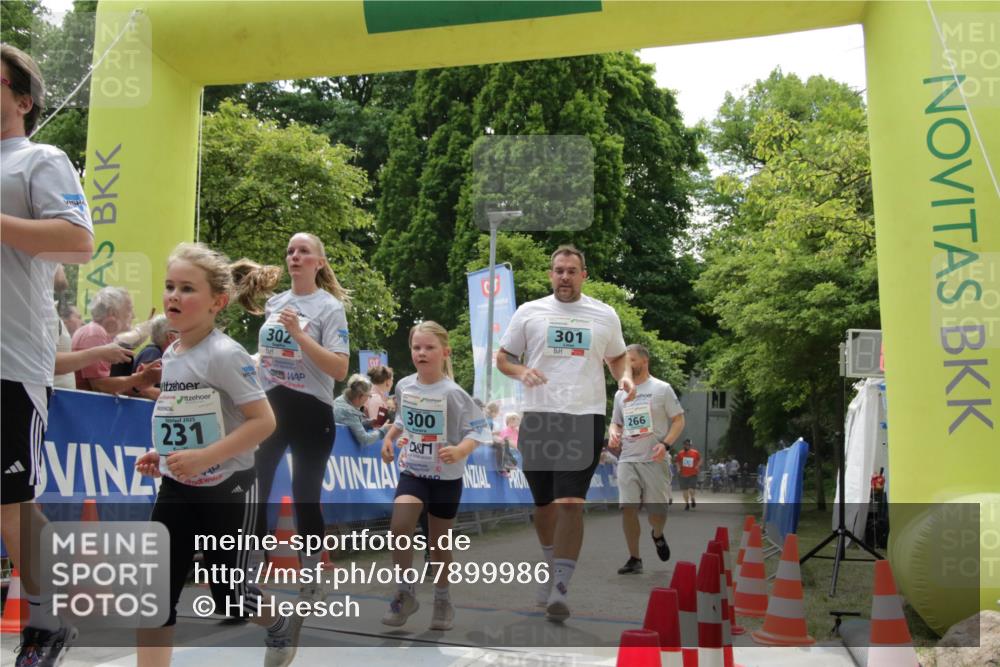 17.05.2025 - Störlauf H.Heesch http://msf.ph/oto/7899986 17.05.2025 13:46:58 Ziel 231, 302, 300, 301 meine-sportfotos.de