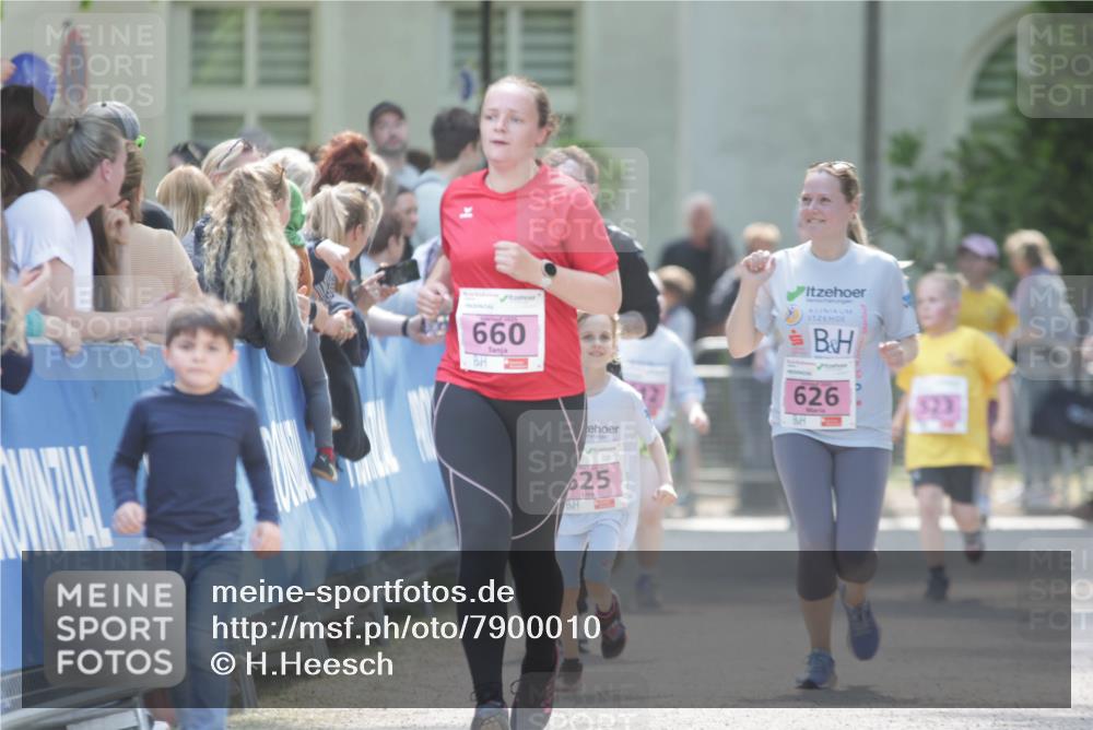 17.05.2025 - Störlauf H.Heesch http://msf.ph/oto/7900010 17.05.2025 14:00:28 Ziel 4660, 626, 25, 523 meine-sportfotos.de