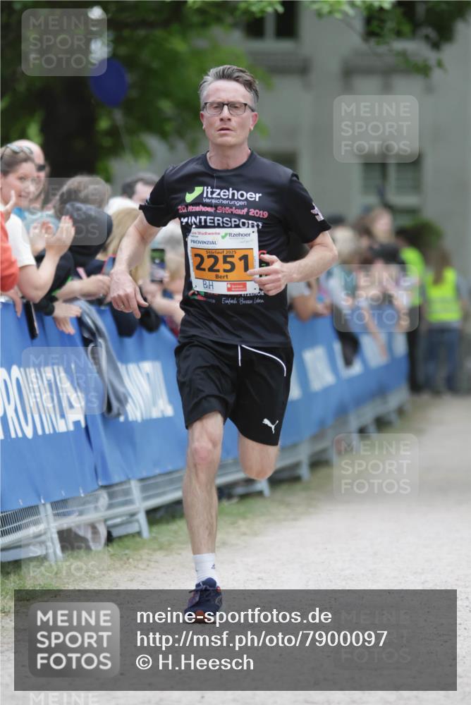 17.05.2025 - Störlauf H.Heesch http://msf.ph/oto/7900097 17.05.2025 15:21:06 Ziel 20, 2019, 2025, 2251 meine-sportfotos.de