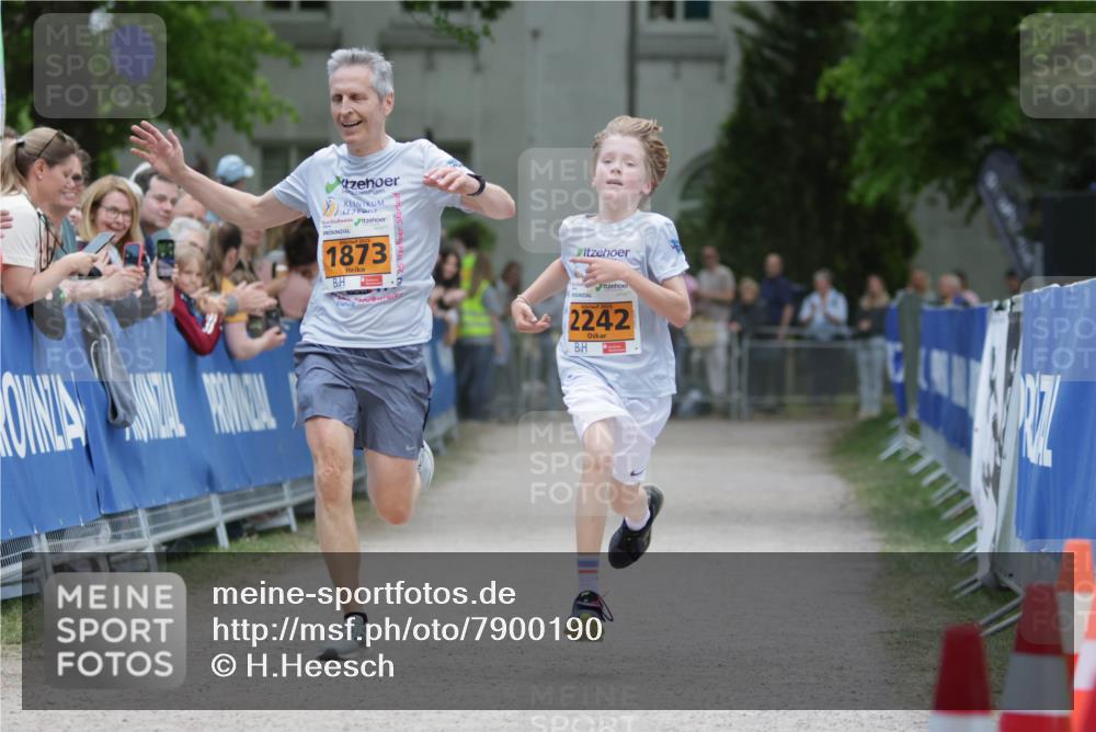 17.05.2025 - Störlauf H.Heesch http://msf.ph/oto/7900190 17.05.2025 15:21:58 Ziel 2025, 1873, 2242 meine-sportfotos.de