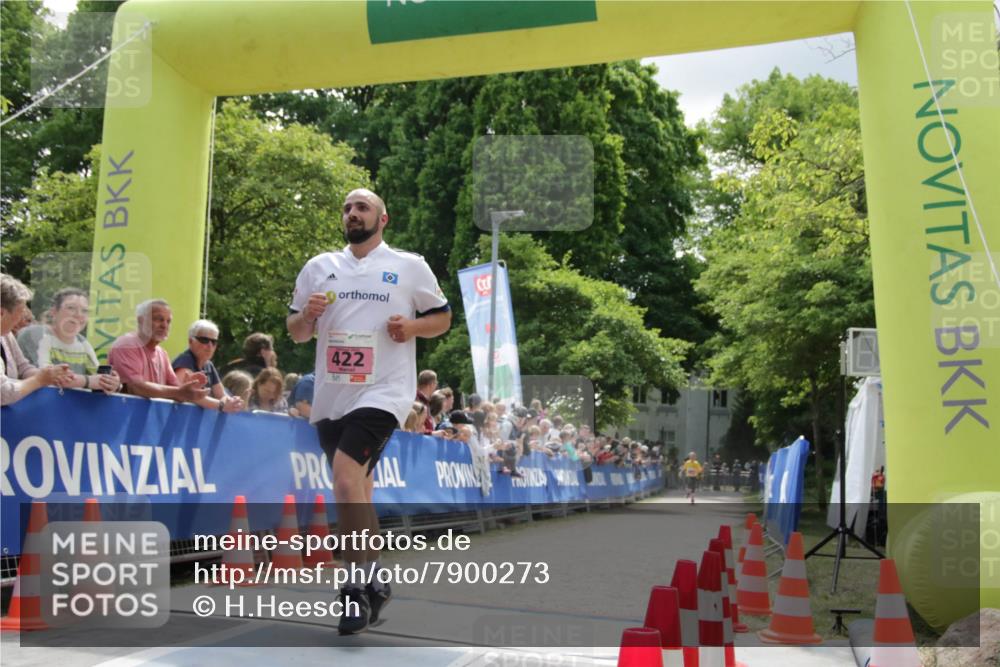 17.05.2025 - Störlauf H.Heesch http://msf.ph/oto/7900273 17.05.2025 13:56:01 Ziel 422 meine-sportfotos.de