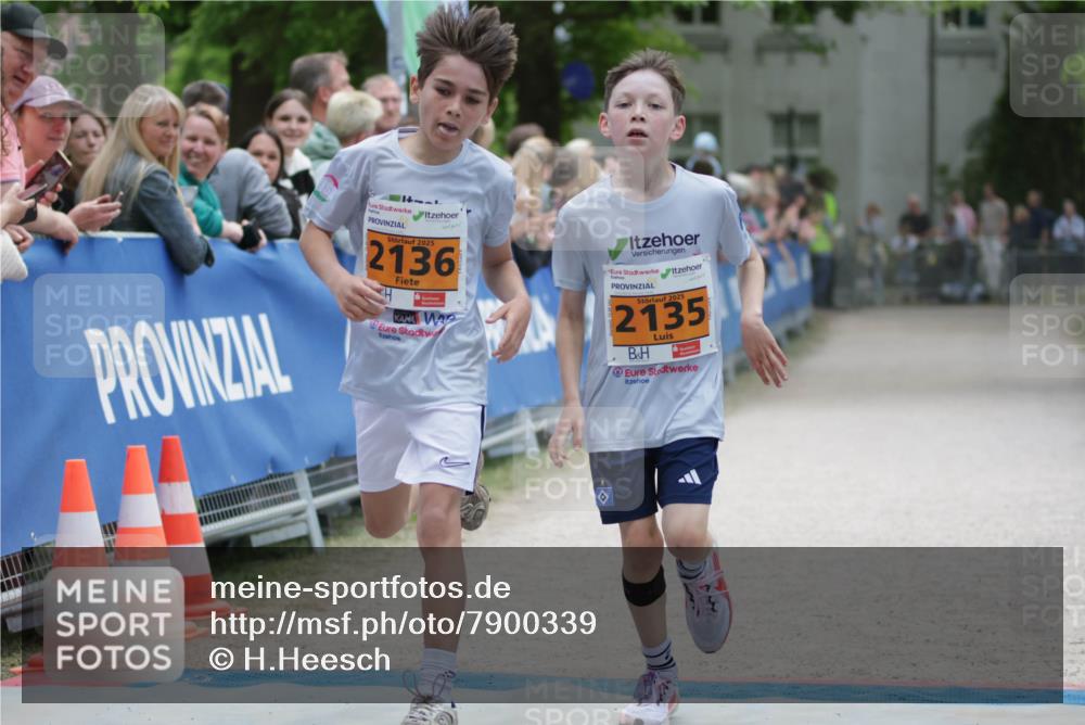 17.05.2025 - Störlauf H.Heesch http://msf.ph/oto/7900339 17.05.2025 15:22:50 Ziel 2025, 2136, 2025, 2135 meine-sportfotos.de