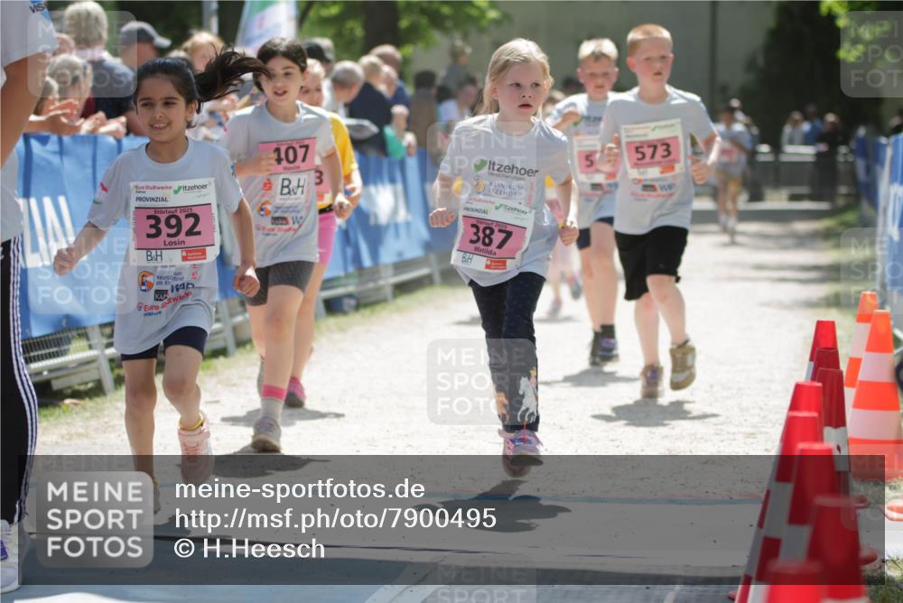 17.05.2025 - Störlauf H.Heesch http://msf.ph/oto/7900495 17.05.2025 14:02:21 Ziel 5, 573, 2025, 392, 407, 1116, 2025, 387 meine-sportfotos.de