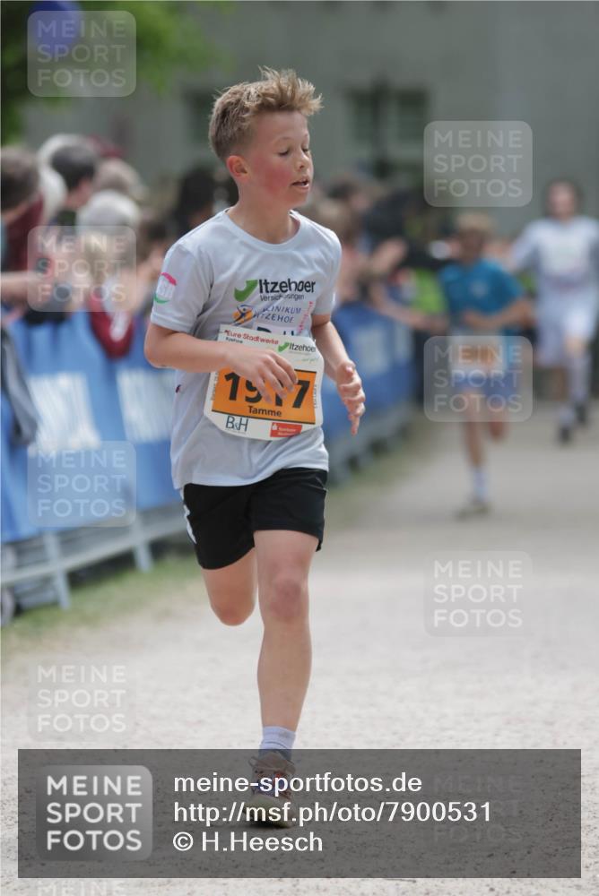 17.05.2025 - Störlauf H.Heesch http://msf.ph/oto/7900531 17.05.2025 15:23:59 Ziel 7517 meine-sportfotos.de