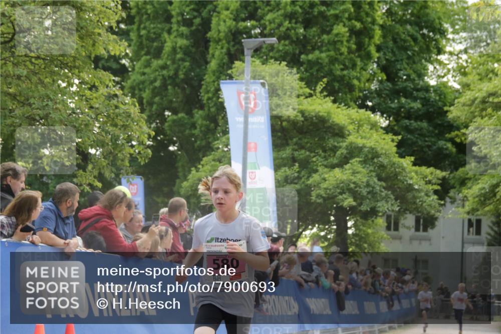 17.05.2025 - Störlauf H.Heesch http://msf.ph/oto/7900693 17.05.2025 13:58:32 Ziel 1990, 2, 580 meine-sportfotos.de