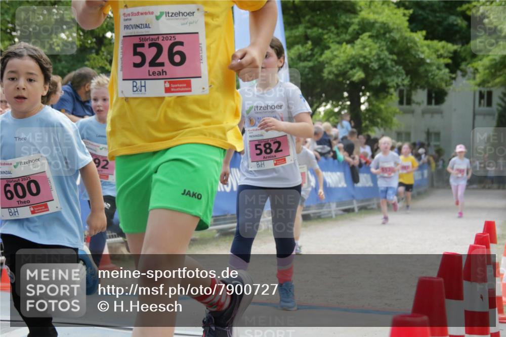 17.05.2025 - Störlauf H.Heesch http://msf.ph/oto/7900727 17.05.2025 13:59:03 Ziel 2025, 526, 2025, 600, 92, 2025, 582 meine-sportfotos.de