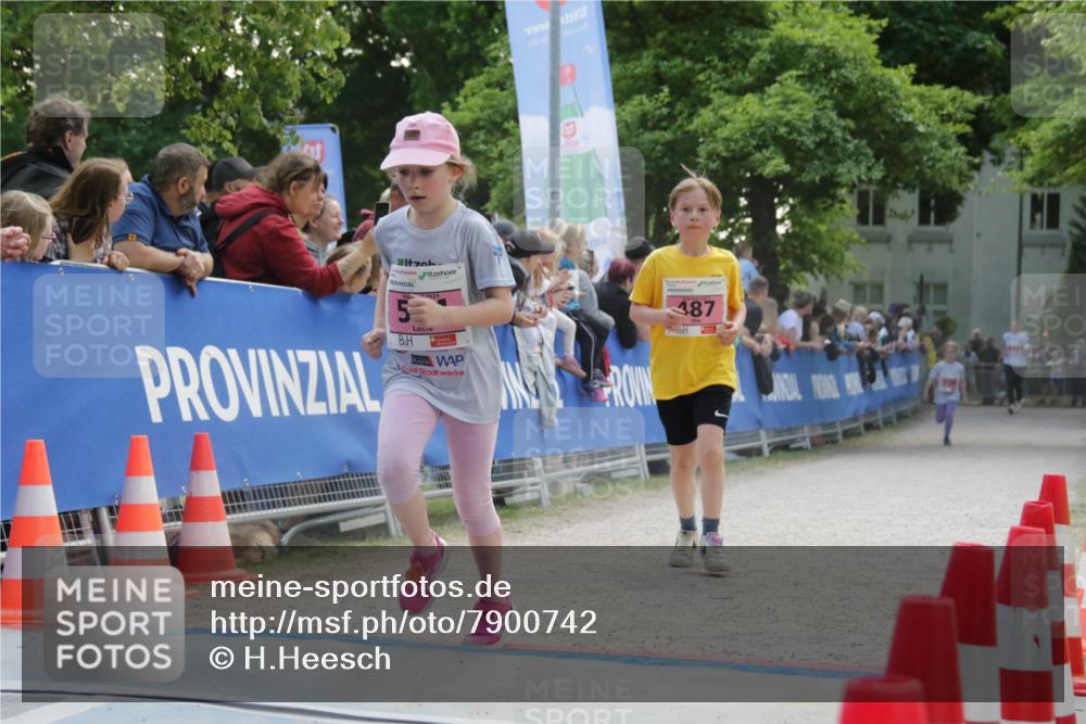 17.05.2025 - Störlauf H.Heesch http://msf.ph/oto/7900742 17.05.2025 13:59:07 Ziel 1998, 12, 487 meine-sportfotos.de