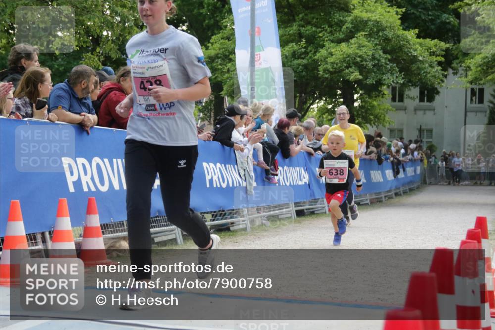 17.05.2025 - Störlauf H.Heesch http://msf.ph/oto/7900758 17.05.2025 13:59:21 Ziel 2025, 428, 1992, 12, 638 meine-sportfotos.de