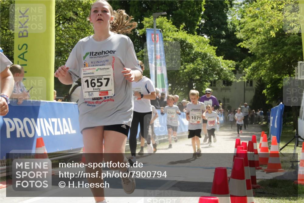17.05.2025 - Störlauf H.Heesch http://msf.ph/oto/7900794 17.05.2025 14:51:32 Ziel 2025, 1657, 1490, 1247, 1071, 385 meine-sportfotos.de