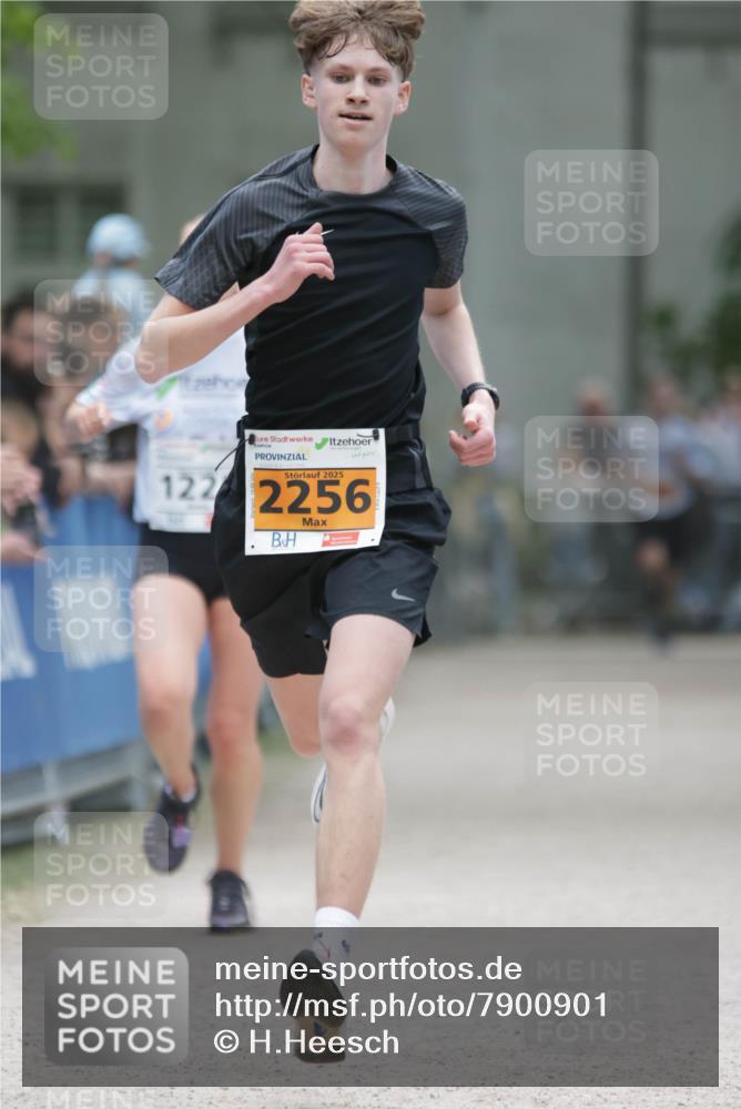 17.05.2025 - Störlauf H.Heesch http://msf.ph/oto/7900901 17.05.2025 15:24:13 Ziel 2025, 122, 2256 meine-sportfotos.de
