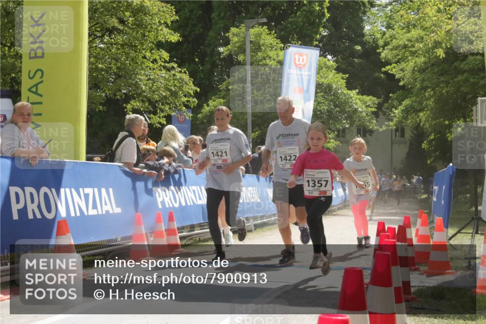 17.05.2025 - Störlauf H.Heesch http://msf.ph/oto/7900913 17.05.2025 14:52:14 Ziel 0, 3, 1421, 1422, 27, 1357 meine-sportfotos.de