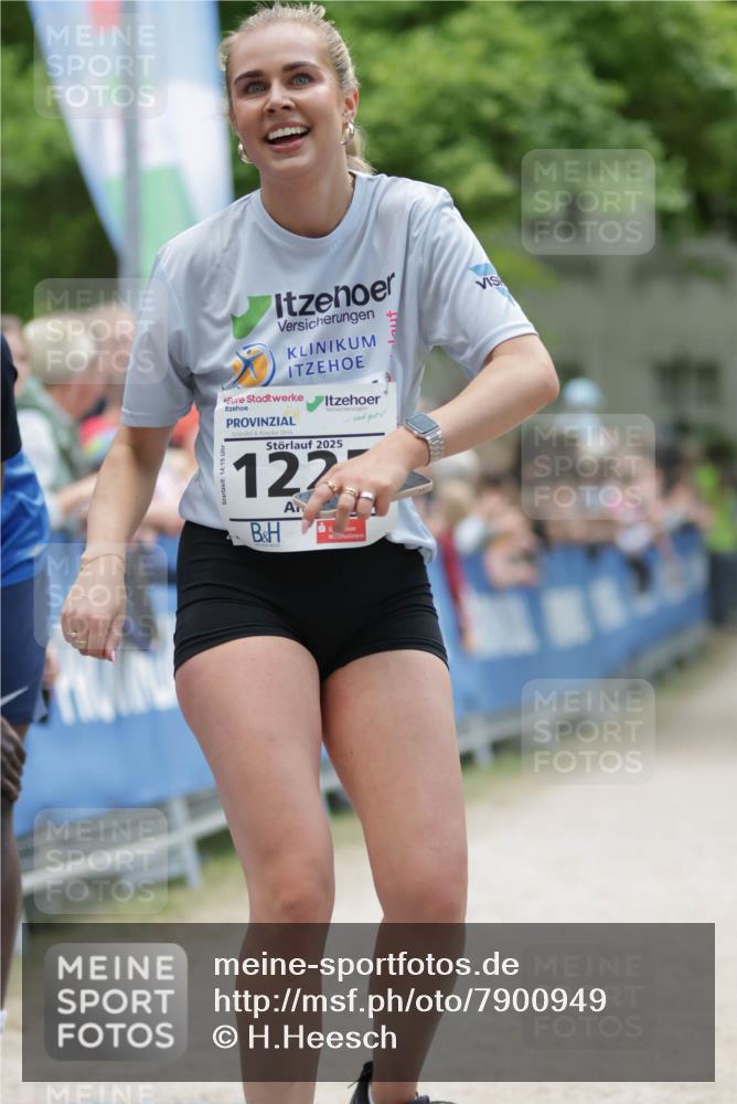 17.05.2025 - Störlauf H.Heesch http://msf.ph/oto/7900949 17.05.2025 15:24:17 Ziel 14, 15, 2025, 122 meine-sportfotos.de