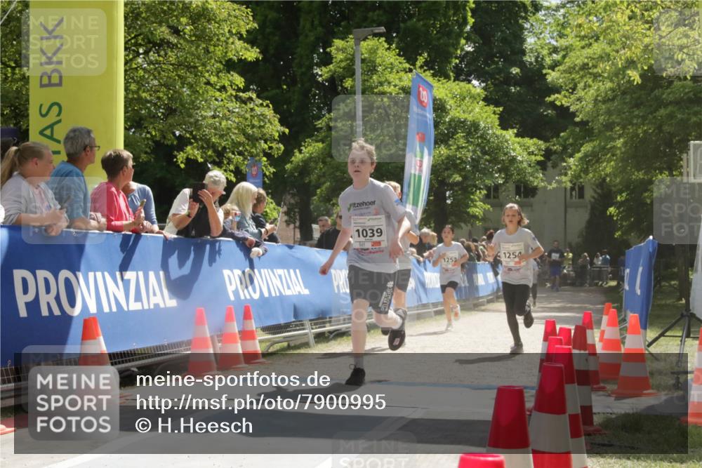 17.05.2025 - Störlauf H.Heesch http://msf.ph/oto/7900995 17.05.2025 14:52:40 Ziel 1039, 1252, 1254 meine-sportfotos.de