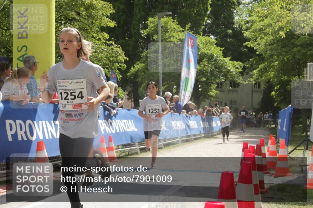 17.05.2025 - Störlauf H.Heesch http://msf.ph/oto/7901009 17.05.2025 14:52:42 Ziel 2025, 1254, 2, 1253, 1282 meine-sportfotos.de