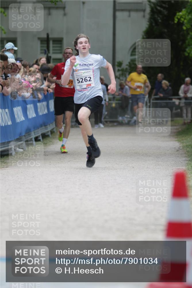 17.05.2025 - Störlauf H.Heesch http://msf.ph/oto/7901034 17.05.2025 15:24:37 Ziel 5262 meine-sportfotos.de