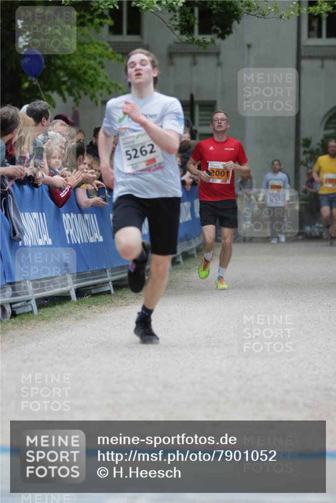 17.05.2025 - Störlauf H.Heesch http://msf.ph/oto/7901052 17.05.2025 15:24:38 Ziel 5262, 2001 meine-sportfotos.de