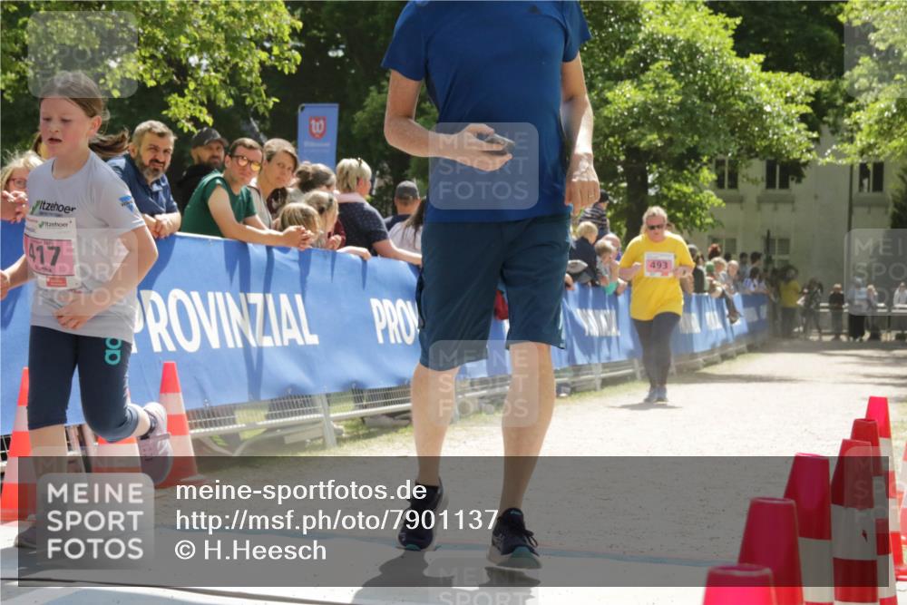 17.05.2025 - Störlauf H.Heesch http://msf.ph/oto/7901137 17.05.2025 14:02:42 Ziel 2025, 417, 493 meine-sportfotos.de