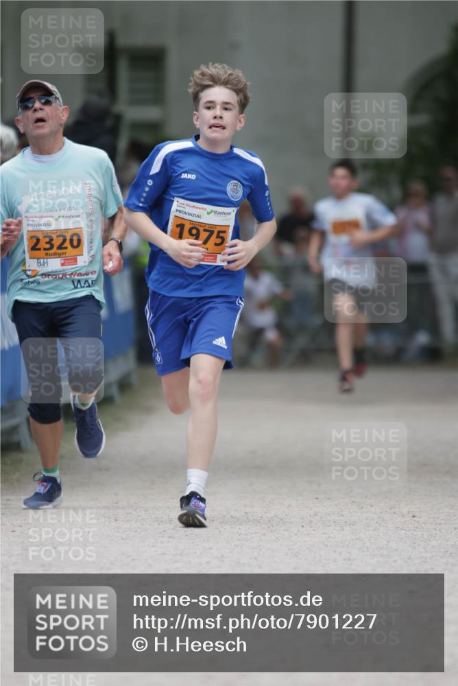 17.05.2025 - Störlauf H.Heesch http://msf.ph/oto/7901227 17.05.2025 15:25:10 Ziel 2025, 2320, 2025, 1975 meine-sportfotos.de
