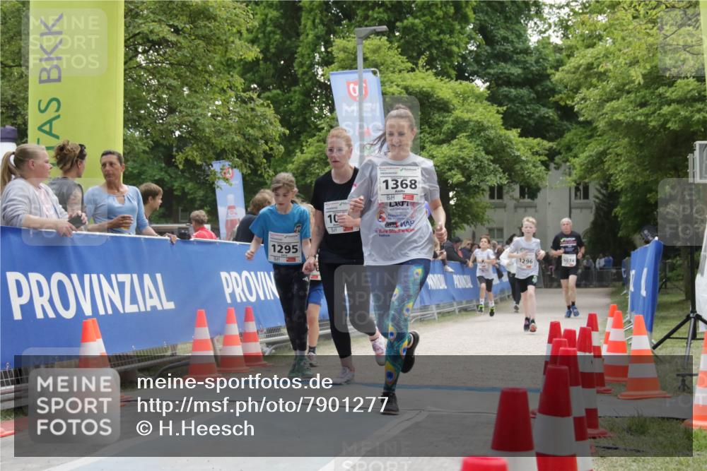 17.05.2025 - Störlauf H.Heesch http://msf.ph/oto/7901277 17.05.2025 14:55:01 Ziel 1992, 1295, 10, 1368, 1296, 1074 meine-sportfotos.de