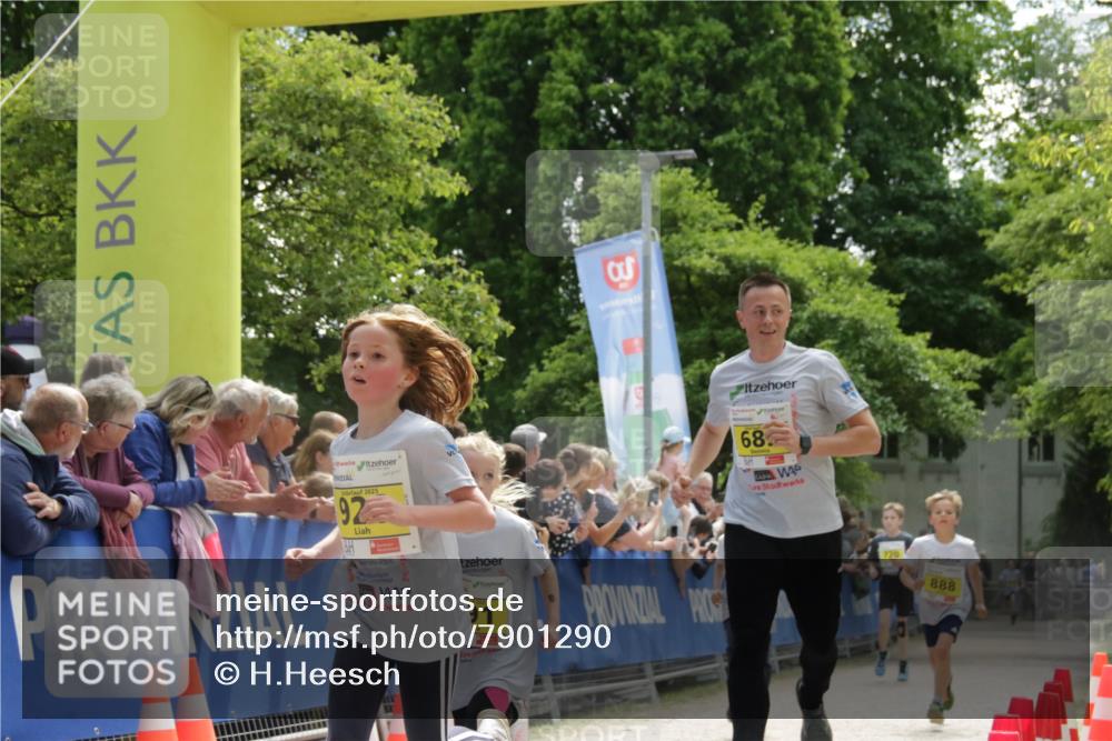 17.05.2025 - Störlauf H.Heesch http://msf.ph/oto/7901290 17.05.2025 14:11:40 Ziel 2025, 91, 68, 720, 888 meine-sportfotos.de