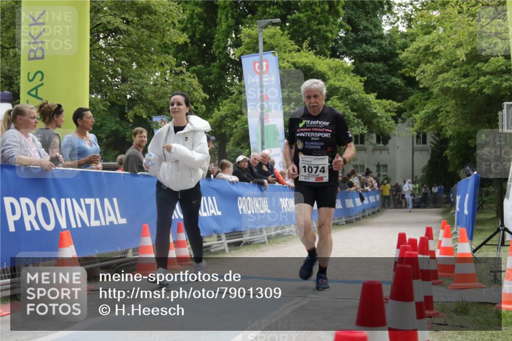17.05.2025 - Störlauf H.Heesch http://msf.ph/oto/7901309 17.05.2025 14:55:06 Ziel 1998, 10, 1074 meine-sportfotos.de