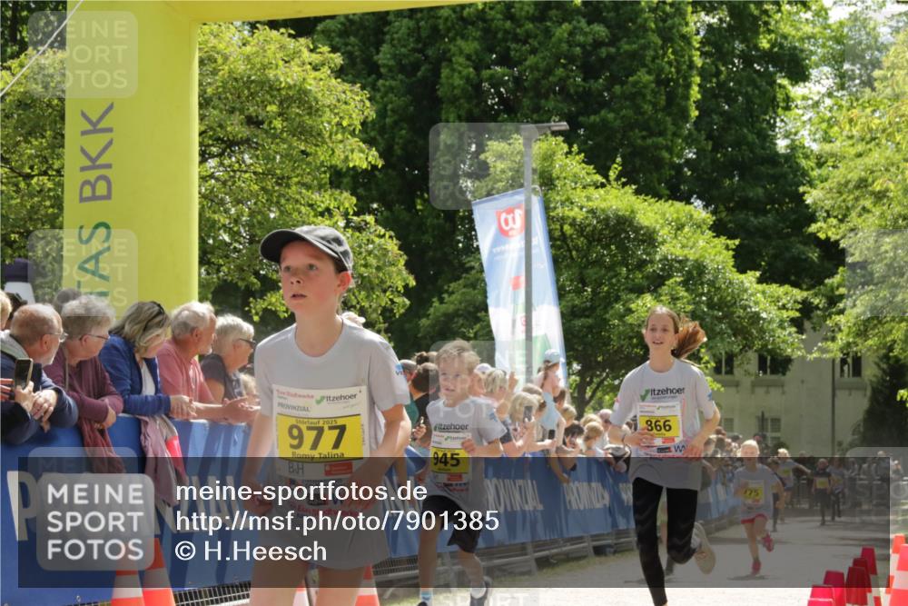 17.05.2025 - Störlauf H.Heesch http://msf.ph/oto/7901385 17.05.2025 14:12:27 Ziel 1998, 9, 2025, 977, 945, 866, 175 meine-sportfotos.de