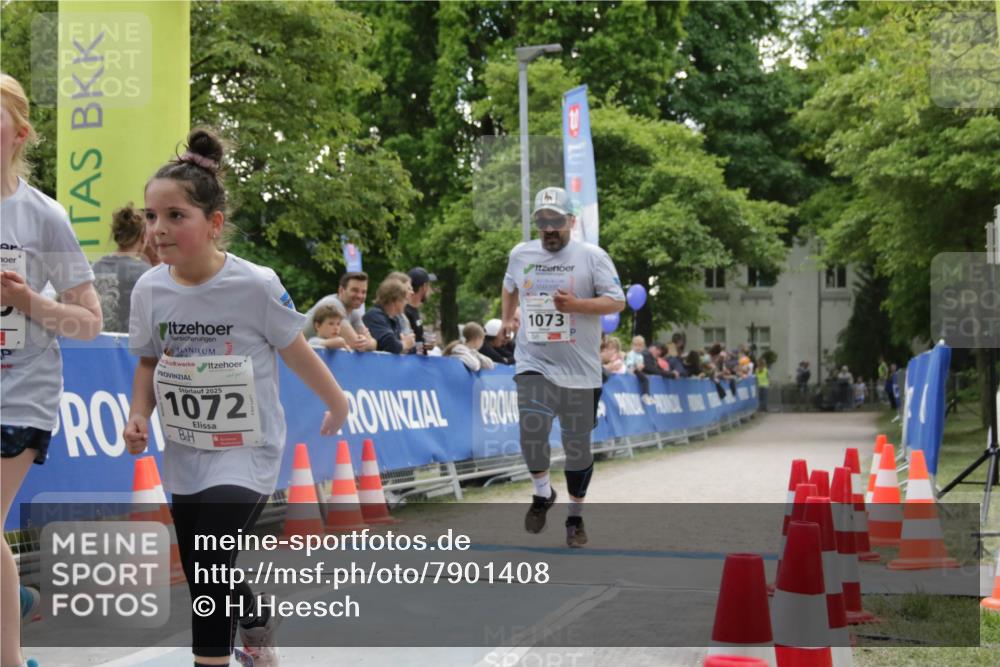 17.05.2025 - Störlauf H.Heesch http://msf.ph/oto/7901408 17.05.2025 14:58:12 Ziel 2025, 1072, 1073 meine-sportfotos.de
