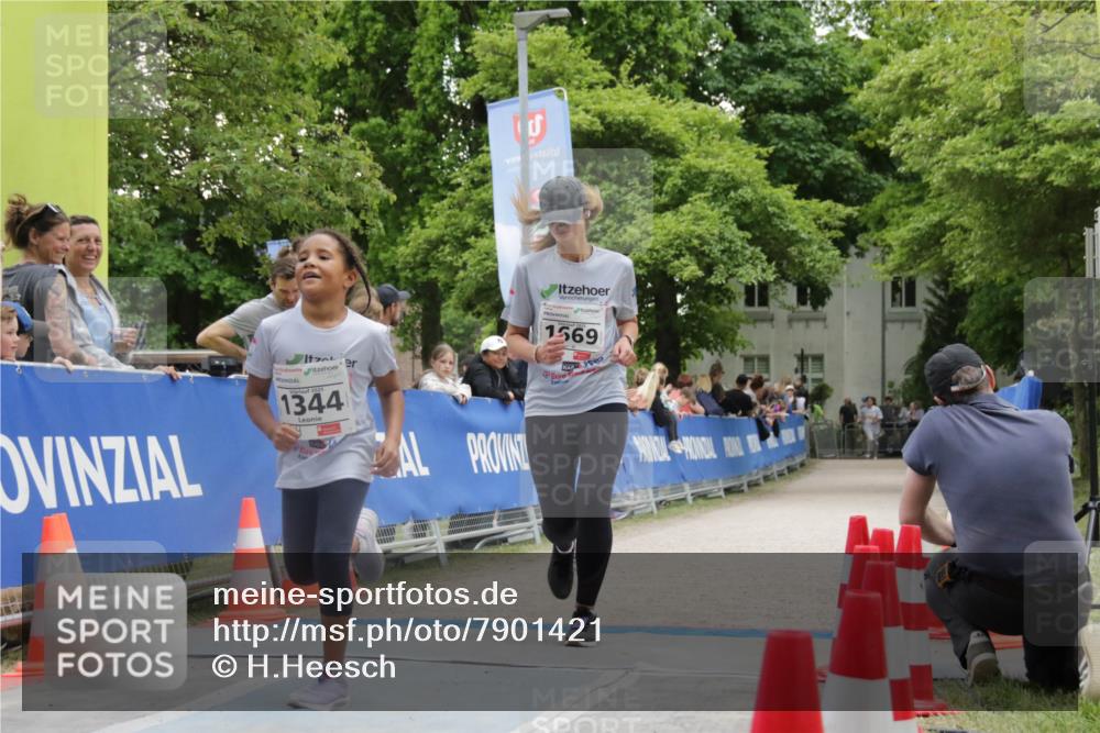 17.05.2025 - Störlauf H.Heesch http://msf.ph/oto/7901421 17.05.2025 15:00:02 Ziel 1999, 1344, 1569 meine-sportfotos.de