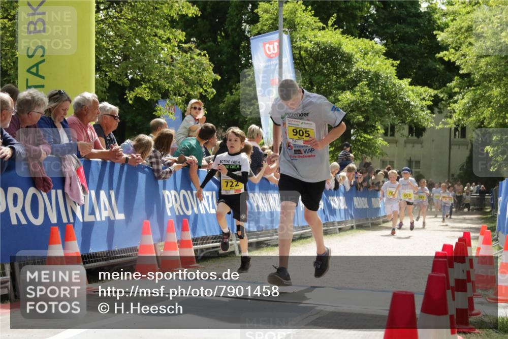 17.05.2025 - Störlauf H.Heesch http://msf.ph/oto/7901458 17.05.2025 14:13:03 Ziel 31, 1998891, 905, 722, 953 meine-sportfotos.de