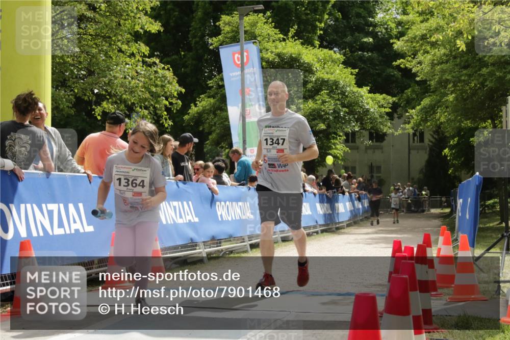 17.05.2025 - Störlauf H.Heesch http://msf.ph/oto/7901468 17.05.2025 15:05:21 Ziel 1998, 0, 1347, 219, 1364 meine-sportfotos.de