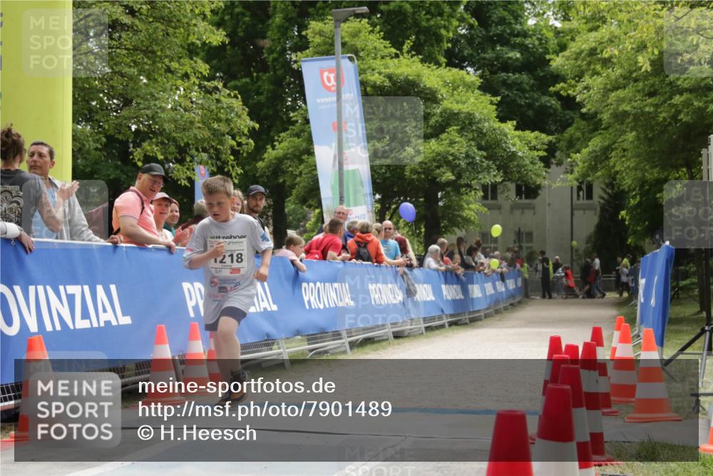17.05.2025 - Störlauf H.Heesch http://msf.ph/oto/7901489 17.05.2025 15:05:49 Ziel 1992, 10, 1218 meine-sportfotos.de